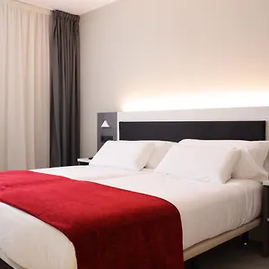 Hotell New Bilbao Airport